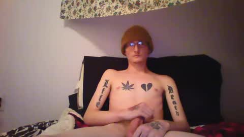 Snapshot of moneybaggho710 chatting on January 18, 10:49 pm Steven Rhyne online show from January 18, 10:49 pm