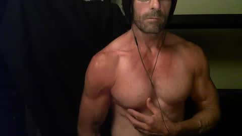 Snapshot of monsterdildos chatting on January 4, 12:38 pm monsterdildos online show from January 4, 12:38 pm