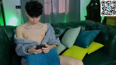 moon_gloww online show from March 2, 5:19 am