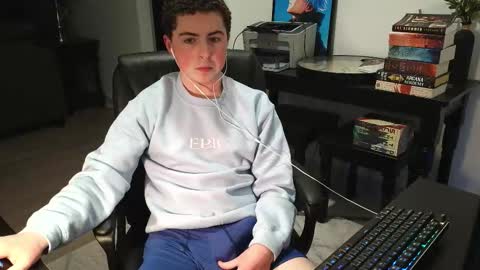 moonlighter7 online show from February 14, 2:06 am