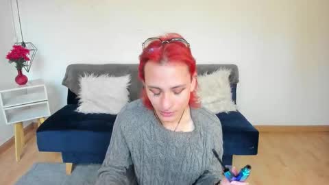 Moon online show from November 13, 8:46 pm