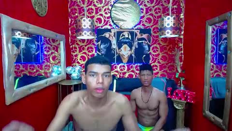 duohot23 online show from December 2, 7:03 pm