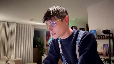   online show from October 14, 1:56 am