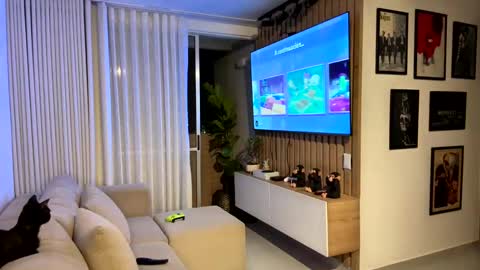   online show from October 21, 2:03 am