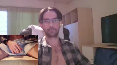 moriarty07 online show from December 15, 9:24 am