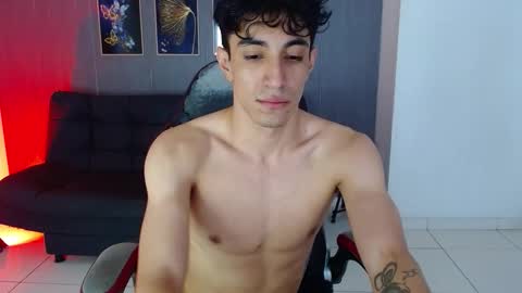 santii online show from March 2, 5:19 am