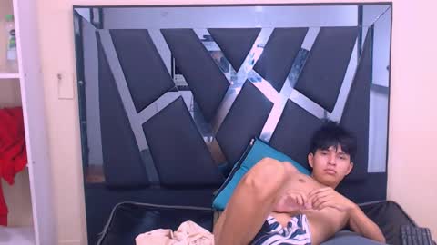 MORTELLE online show from November 27, 8:23 pm