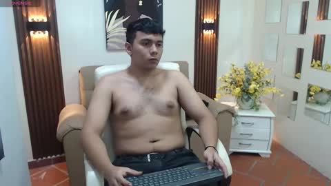 Mou Fly online show from October 16, 7:33 pm