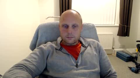 Snapshot of mr_baldy chatting on September 27, 11:02 pm Mr Baldy Likes to Chat online show from September 27, 11:02 pm