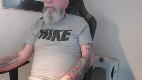 Snapshot of mr_boombastic2021 chatting on September 20, 9:53 am mr_boombastic2021 online show from September 20, 9:53 am