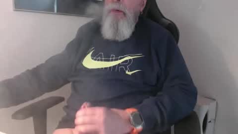 mr_boombastic2021 online show from February 14, 11:49 am