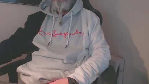 Snapshot of mr_boombastic2021 chatting on February 1, 10:59 am mr_boombastic2021 online show from February 1, 10:59 am
