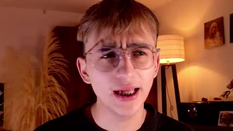 Mr Evans online show from October 10, 4:01 pm