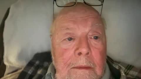 Snapshot of mr_frasier chatting on September 21, 12:33 am Jess online show from September 21, 12:33 am