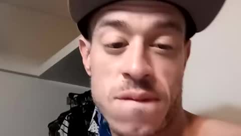 whateveryouwant online show from January 10, 10:04 pm