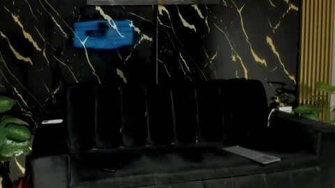 mr_maximo online show from March 23, 5:13 am