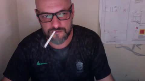 Snapshot of mr_mendes chatting on September 18, 6:21 pm Mr. Magico online show from September 18, 6:21 pm