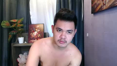 Snapshot of mr_olivercummerx chatting on September 21, 3:39 am oliver online show from September 21, 3:39 am