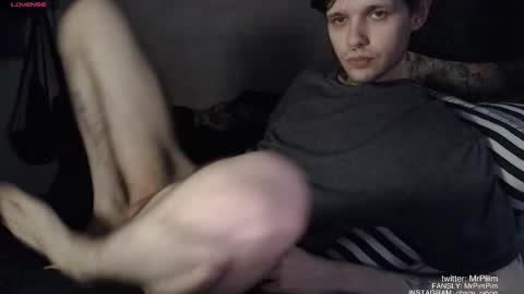 Snapshot of mr_pim_2_0 chatting on October 3, 4:12 pm Nikita ------------- online show from October 3, 4:12 pm