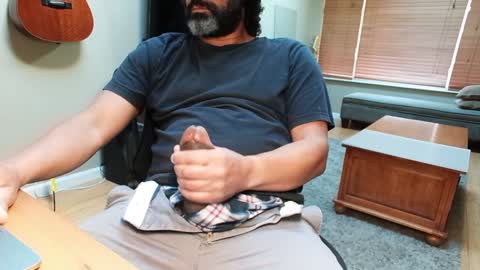 Rabbit online show from January 11, 11:35 pm