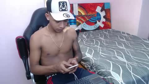 Snapshot of mr_stiven_ chatting on February 8, 2:47 am mr_stiven_ online show from February 8, 2:47 am