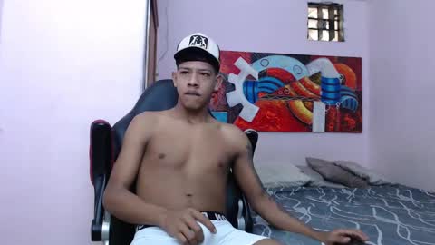 Snapshot of mr_stiven_ chatting on February 11, 2:14 am mr_stiven_ online show from February 11, 2:14 am
