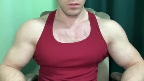 Snapshot of mrbiceps_23 chatting on January 28, 11:49 am Mrbiceps23 online show from January 28, 11:49 am