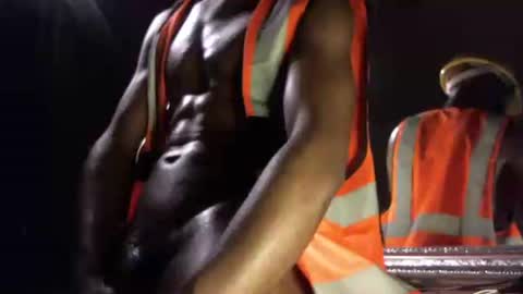 MrBigDiQ1 online show from February 19, 7:39 am