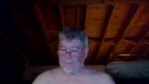 mrblade666 online show from October 13, 12:00 pm