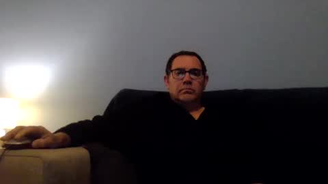 Snapshot of mrcaruso chatting on February 17, 6:09 am Mrcaruso online show from February 17, 6:09 am