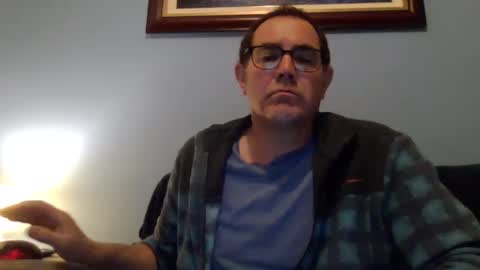 Snapshot of mrcaruso chatting on February 15, 8:12 pm Mrcaruso online show from February 15, 8:12 pm