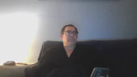 Snapshot of mrcaruso chatting on February 18, 5:53 am Mrcaruso online show from February 18, 5:53 am