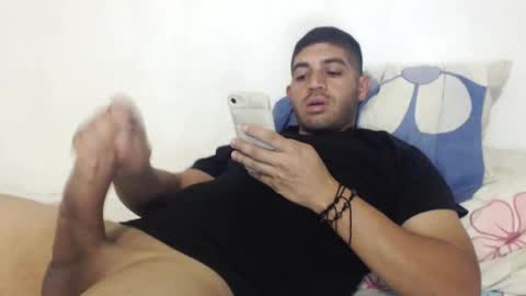 Snapshot of mrcum24 chatting on January 31, 11:24 pm Will online show from January 31, 11:24 pm