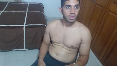 Snapshot of mrcum24 chatting on December 11, 4:19 am Will online show from December 11, 4:19 am