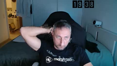 mrdr0o0o online show from December 22, 6:38 pm