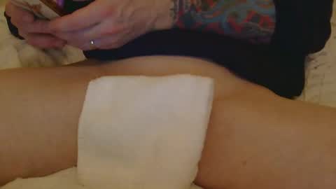 IwantU2WatchME online show from April 9, 9:15 am