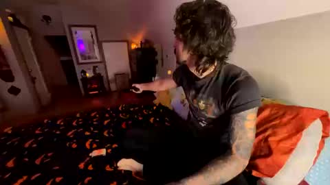 mrfanceypants online show from October 12, 5:34 am