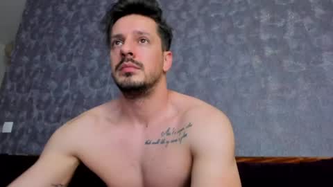 David online show from April 25, 7:00 pm