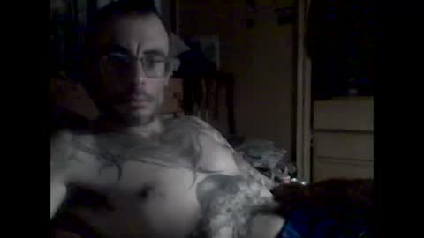 Snapshot of mrfumao chatting on September 28, 10:19 pm mrfumao online show from September 28, 10:19 pm