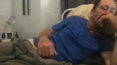 mrgray11xxx aussie online show from November 11, 6:24 pm