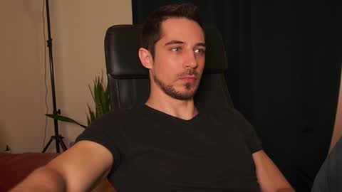 juan luis online show from February 11, 8:19 am