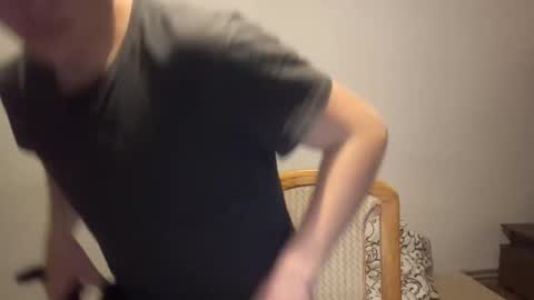 Max online show from October 13, 6:36 pm