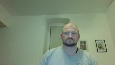 mrhotsex69 online show from December 31, 10:56 pm