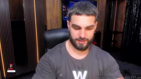 mrkarlhot99 online show from April 28, 7:02 am