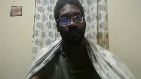 Snapshot of mrlonely1995 chatting on January 17, 4:39 am or Terrance Sometimes Lil Tease online show from January 17, 4:39 am