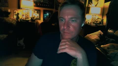 Mr. Murdoch online show from October 21, 7:44 am