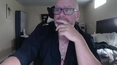mrprestooo online show from October 15, 2:57 pm