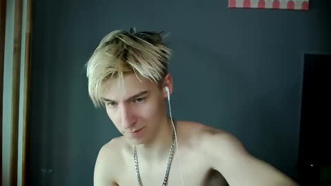 Adam online show from January 10, 9:02 am