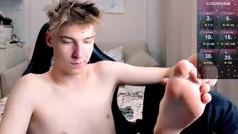 Adam online show from November 21, 7:24 pm