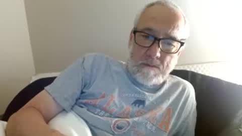 mrtease5 online show from April 22, 3:57 am